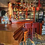 Mara Ath Bed & Breakfast 3*