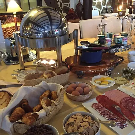 Mara Ath Bed and Breakfast 3*