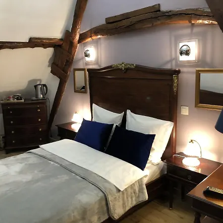 Couette-café Mara Ath 3*